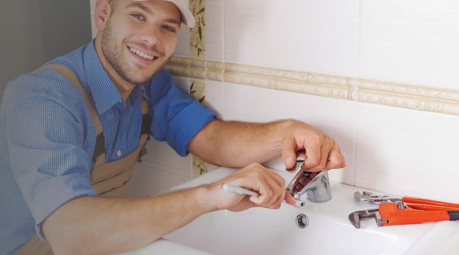 Professional clogged drains services in Bennington, IN